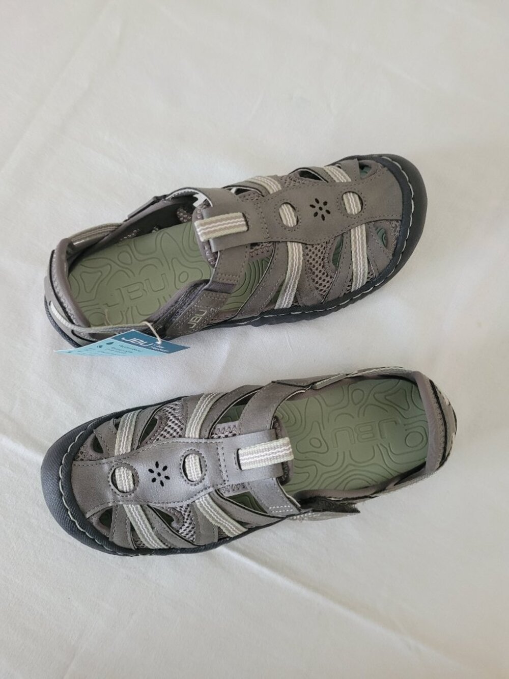 JBU Water Ready Shoes NWT Dark Grey Pale Moss Size 6